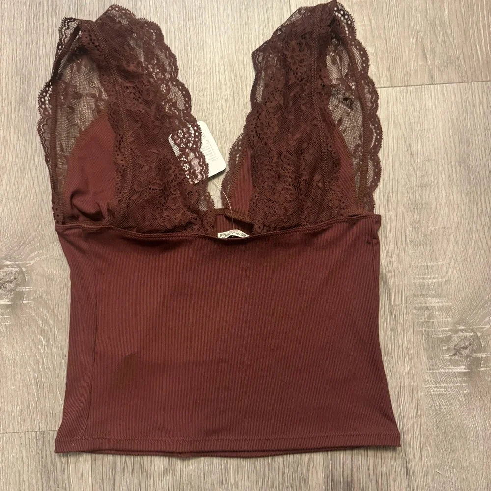 NWT Intimately FREE PEOPLE Power Play Cami Top Bittersweet Cocoa Brown Lace - Picture 10 of 12